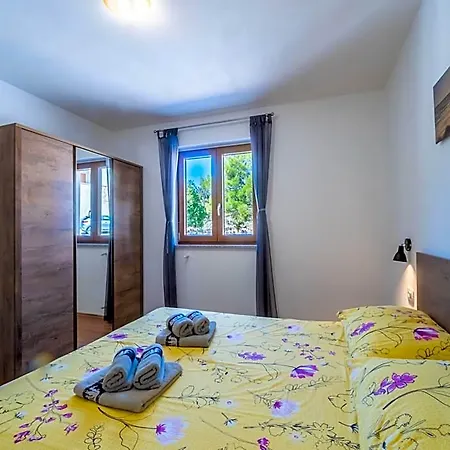 מלון In Sveti Lovrec With Private Pool Beaches רייקה